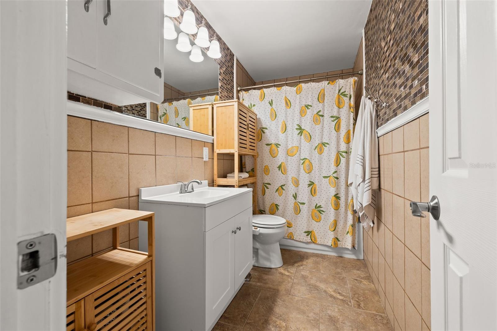 INTER BAY - Residential