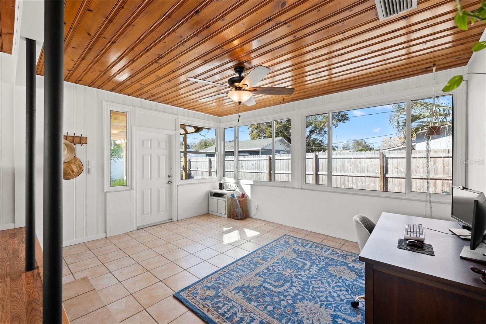 INTER BAY - Residential