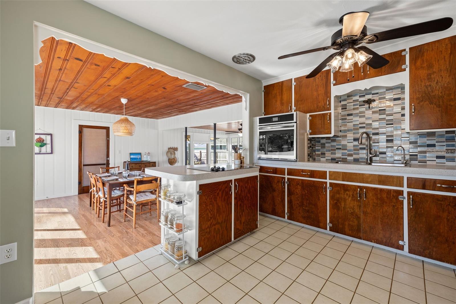 INTER BAY - Residential