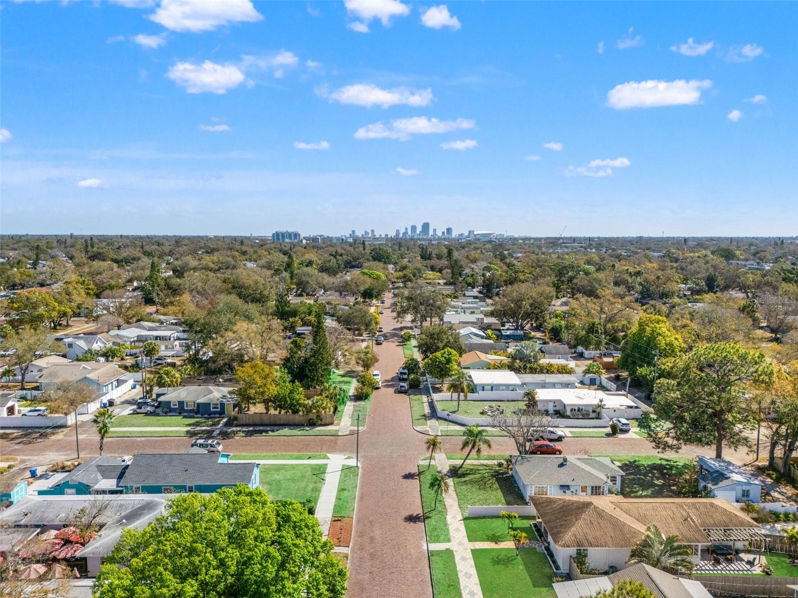 INTER BAY - Residential