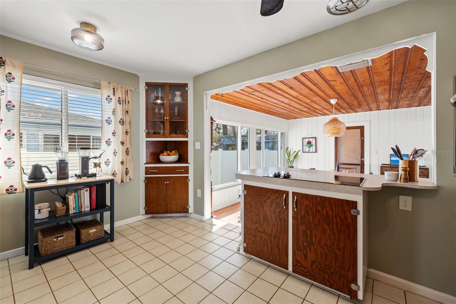 INTER BAY - Residential