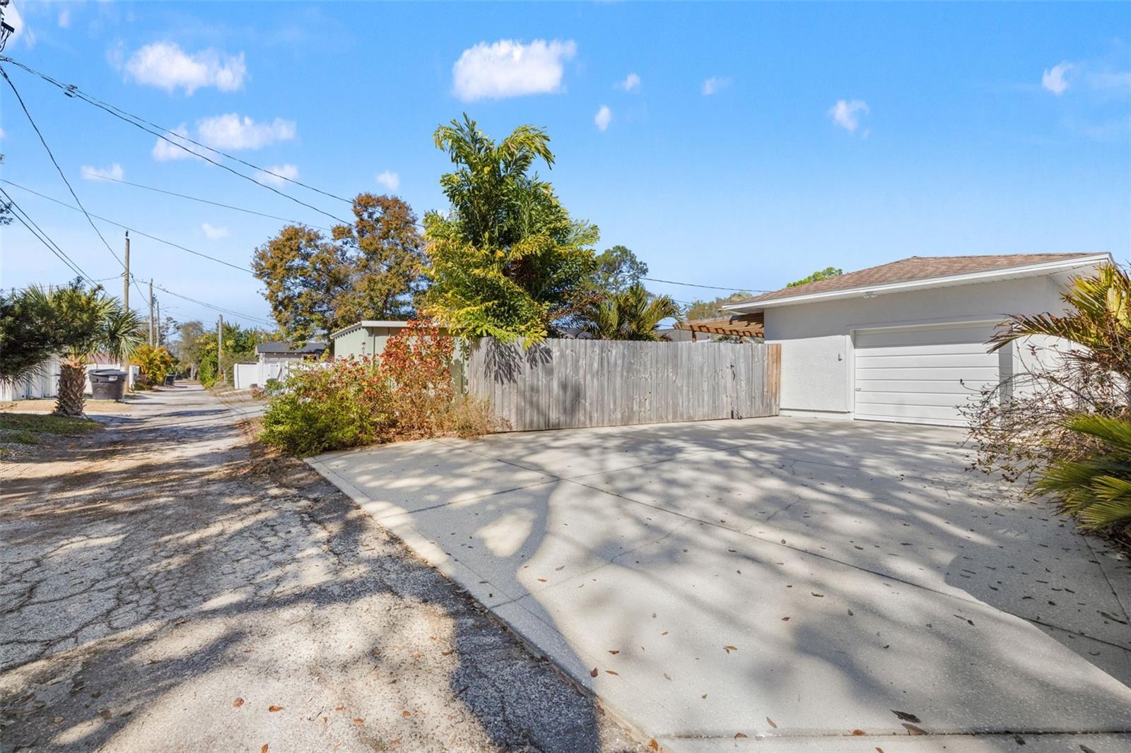 INTER BAY - Residential