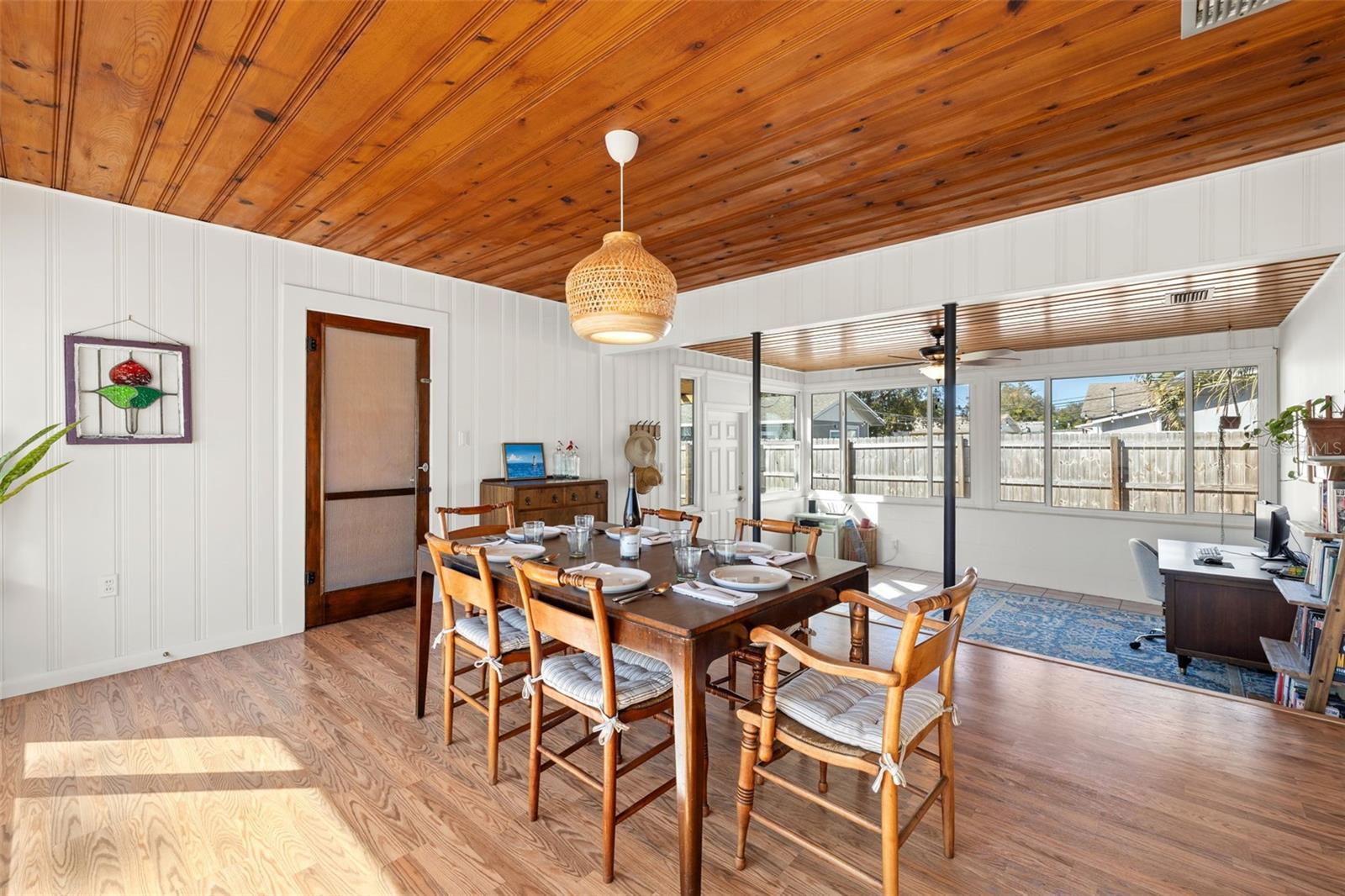 INTER BAY - Residential