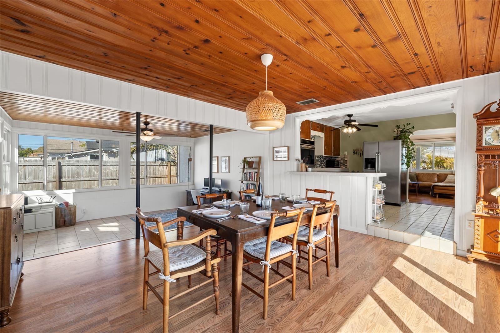 INTER BAY - Residential