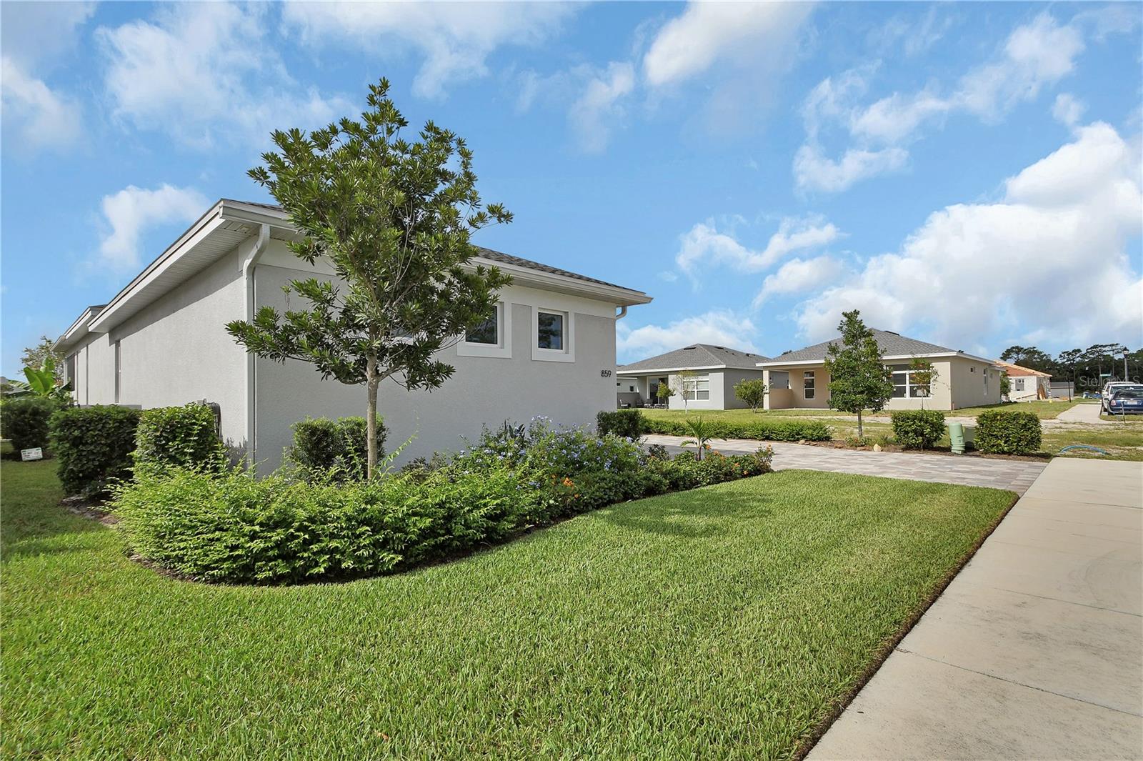 859 LILIANA DRIVE