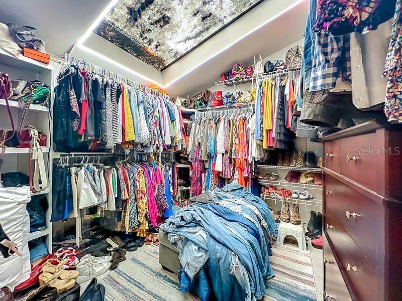 CARRIAGE HILL UNIT 3 - Residential