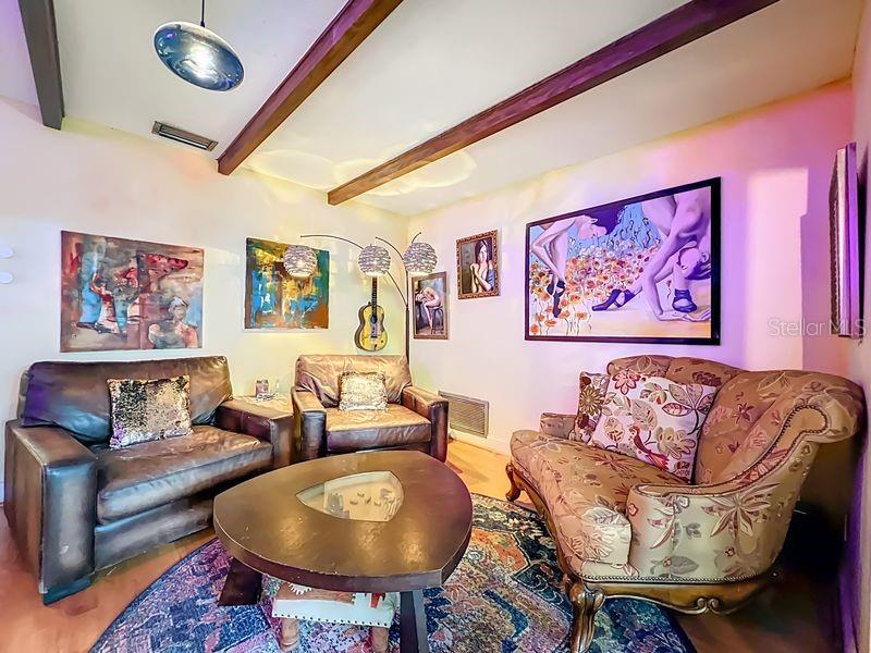 CARRIAGE HILL UNIT 3 - Residential