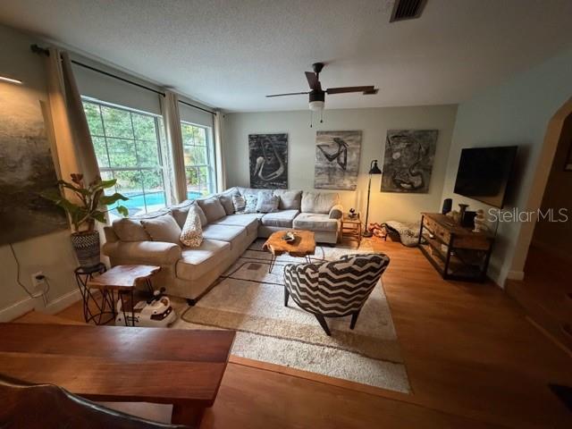 CARRIAGE HILL UNIT 3 - Residential