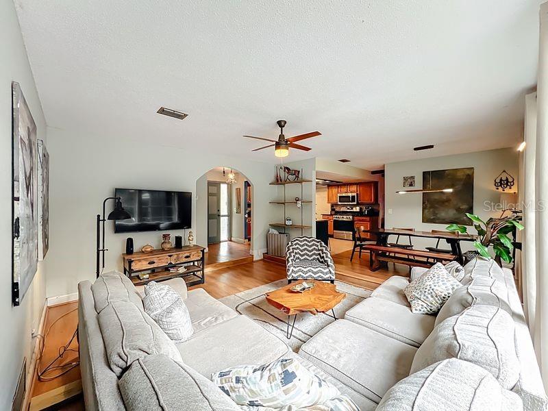 CARRIAGE HILL UNIT 3 - Residential