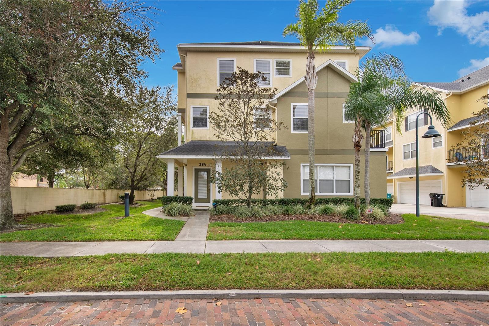 View ORLANDO, FL 32806 townhome