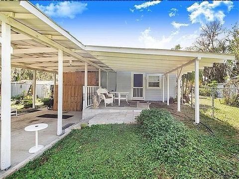 Photo of 2360 Lakeview Drive, Haines City, FL 33844 (MLS # O6392586)