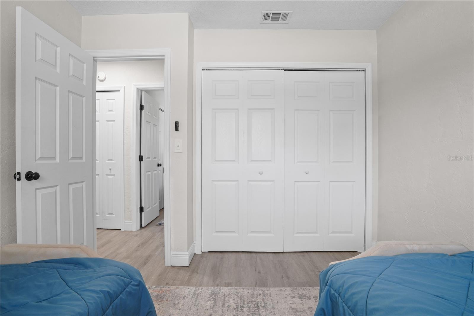 LAKEWOOD PARK UNIT 02 - Residential