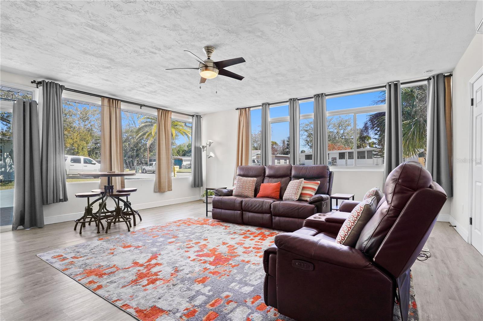 LAKEWOOD PARK UNIT 02 - Residential