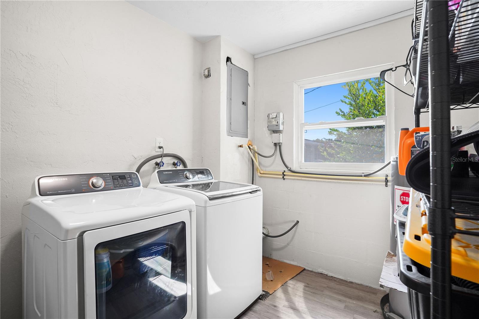 LAKEWOOD PARK UNIT 02 - Residential