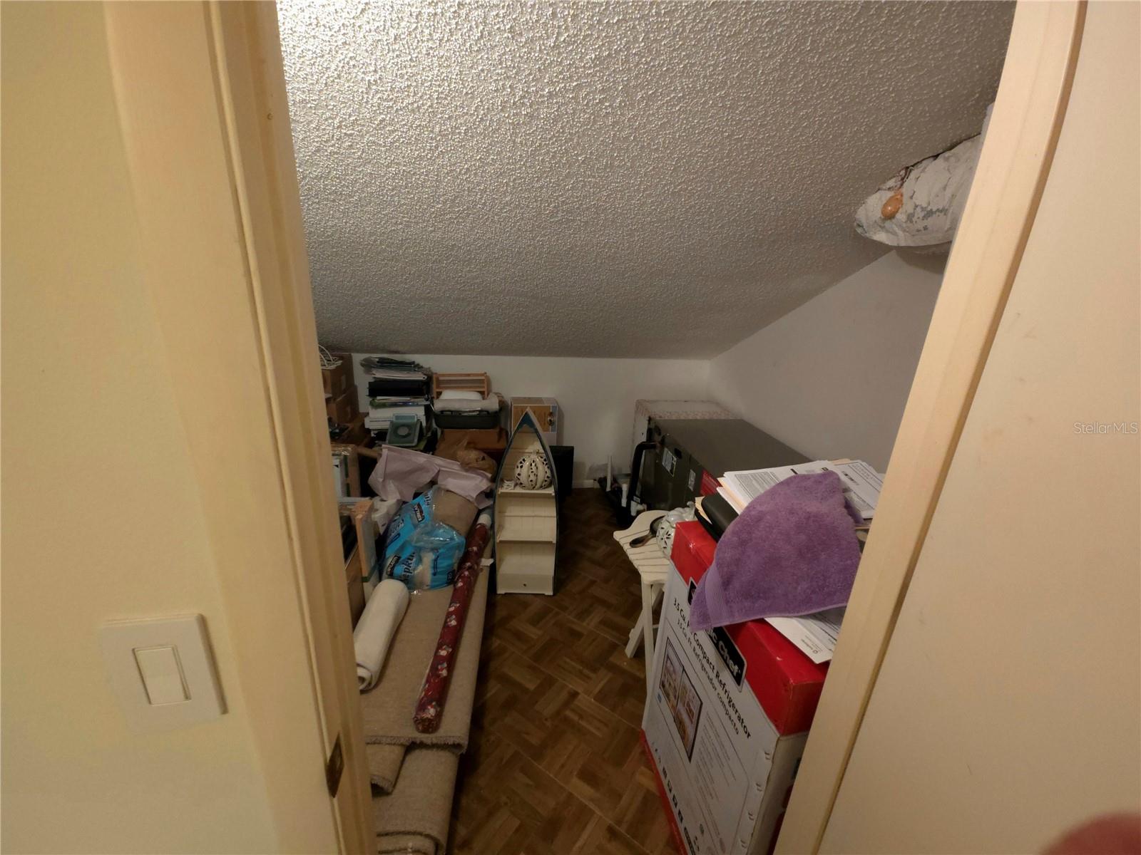 LAKEBRIDGE SOUTH PH A & B - Residential