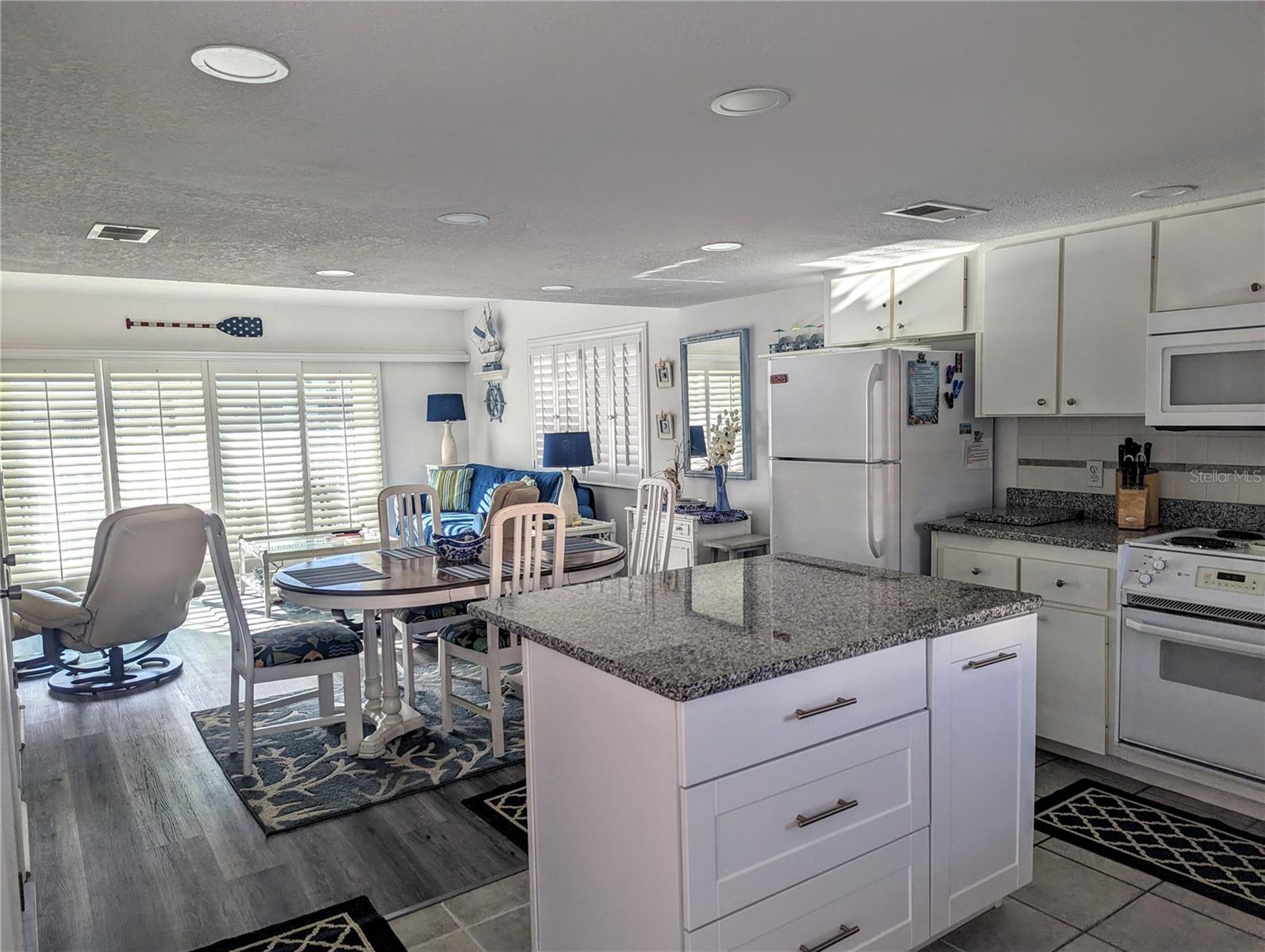 ORMOND HOLIDAY CLUB CONDO - Residential Lease