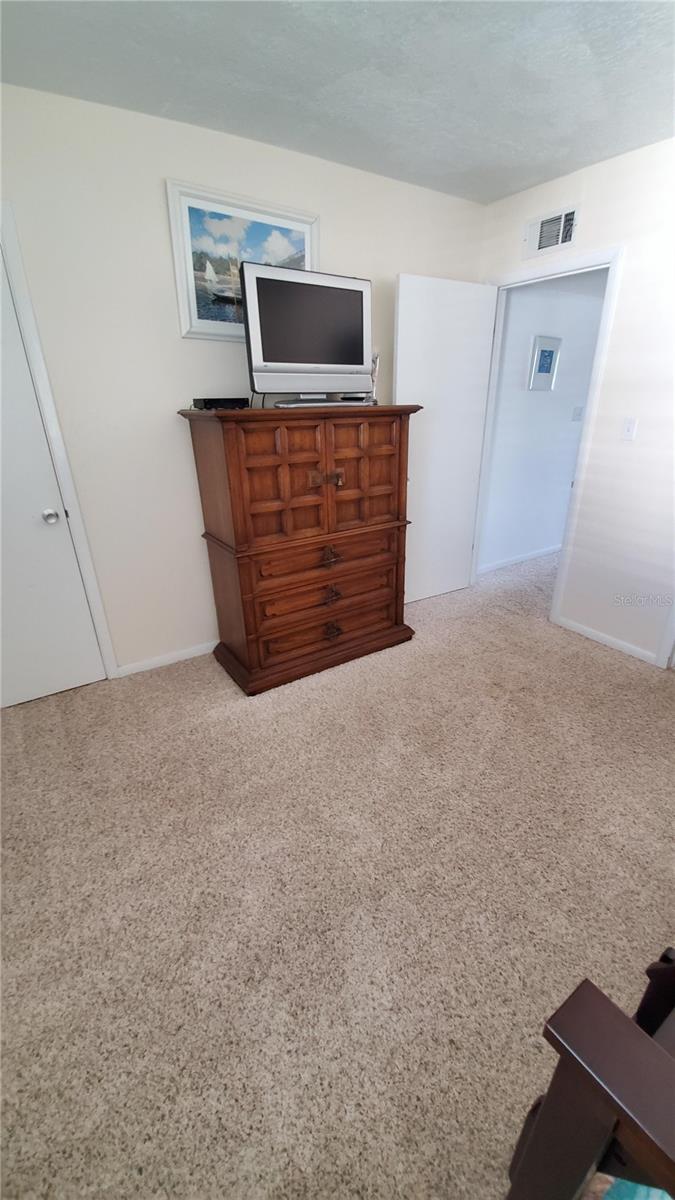 ORMOND HOLIDAY CLUB CONDO - Residential Lease