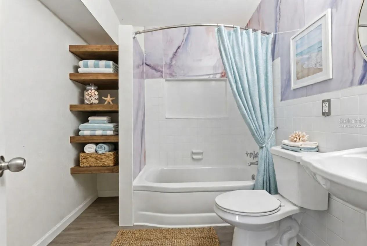 HILLTOP GROVE SUB - Residential Lease