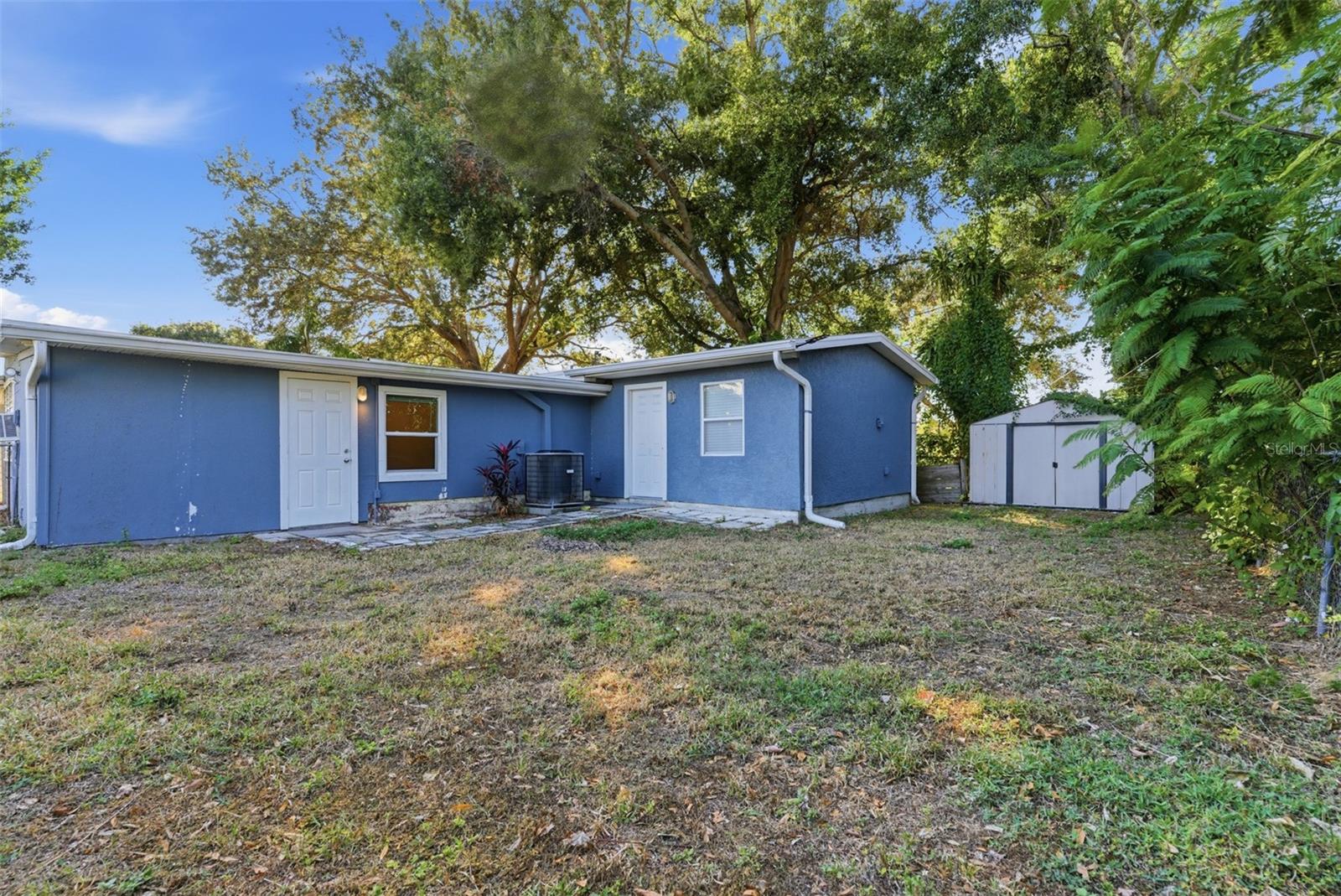 HILLTOP GROVE SUB - Residential Lease