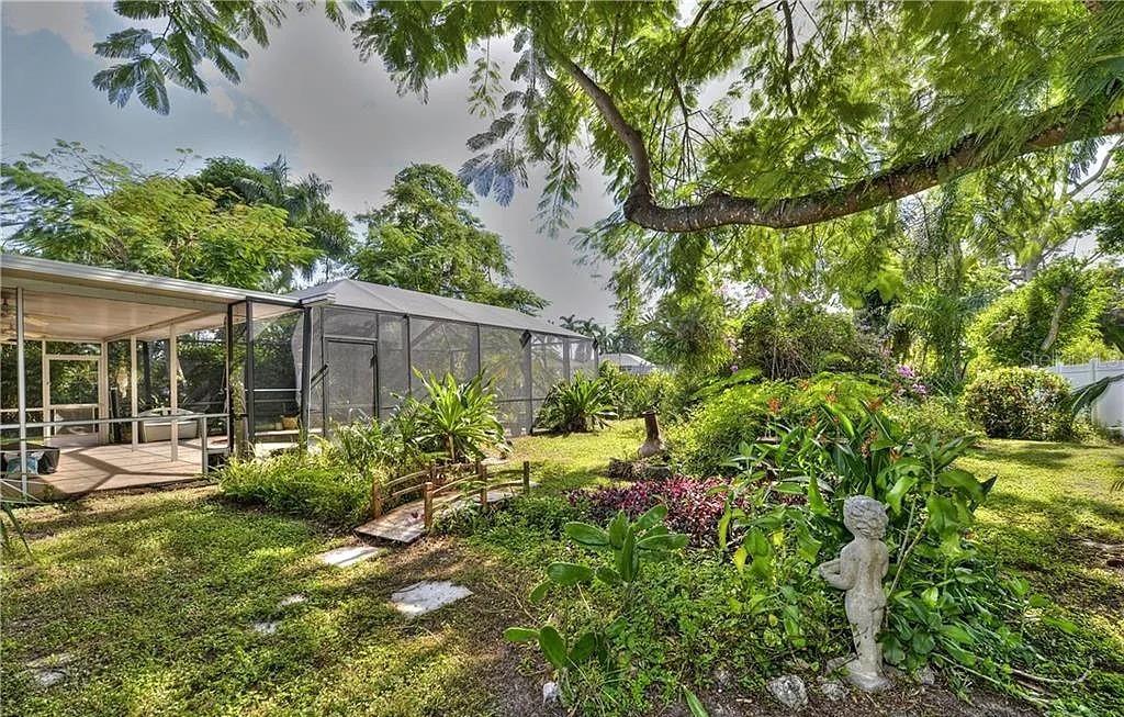 CAJUPUT COVE - Residential