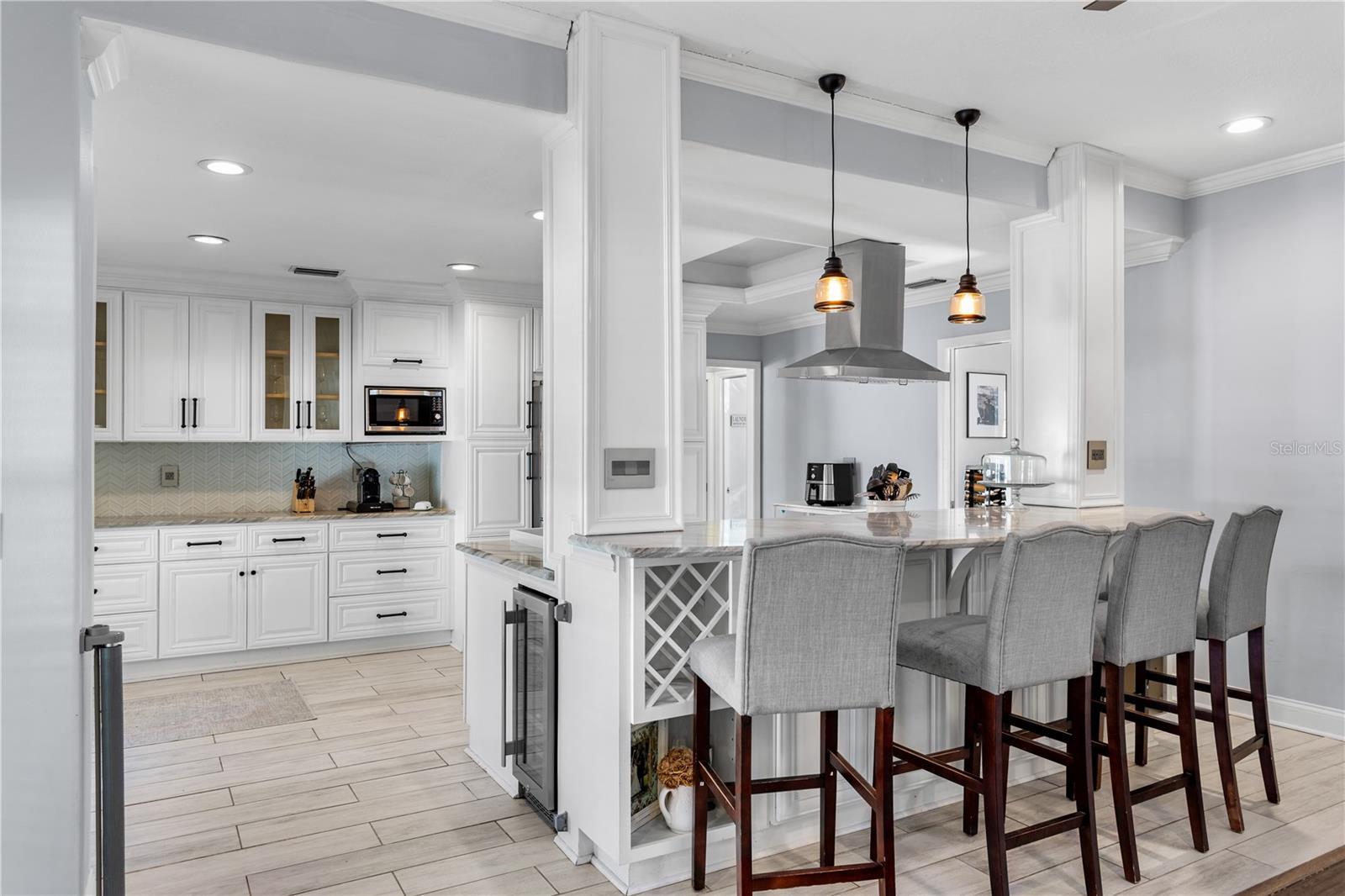 ROBERTS LANDING - Residential Lease