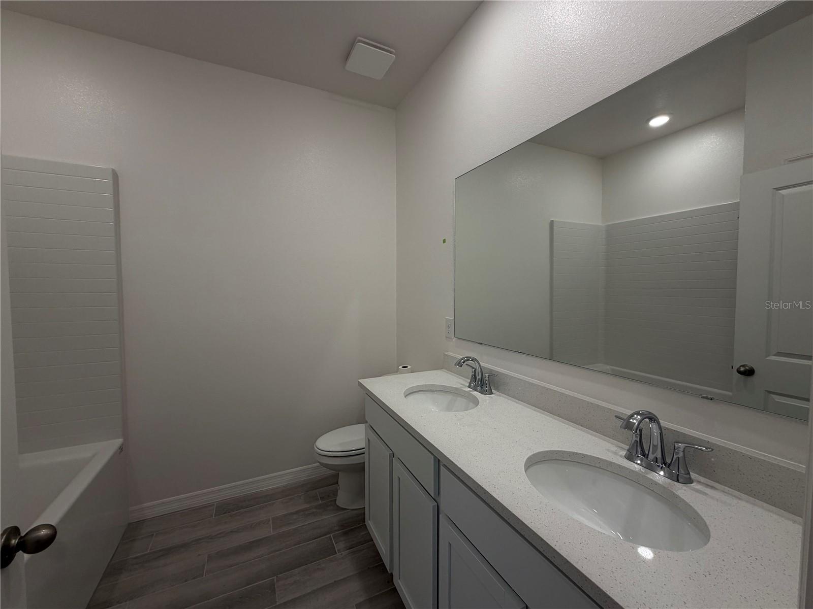 MASCOTTE SUNSET HEIGHTS - Residential