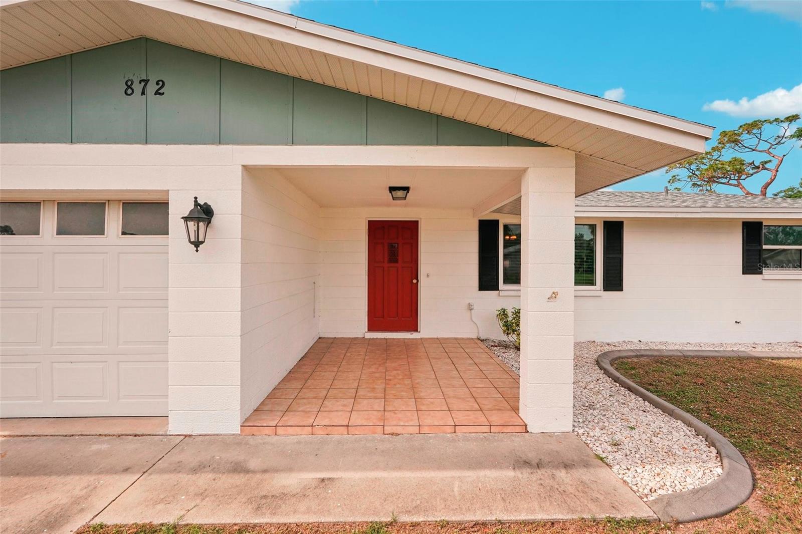 872 MOHAWK ROAD