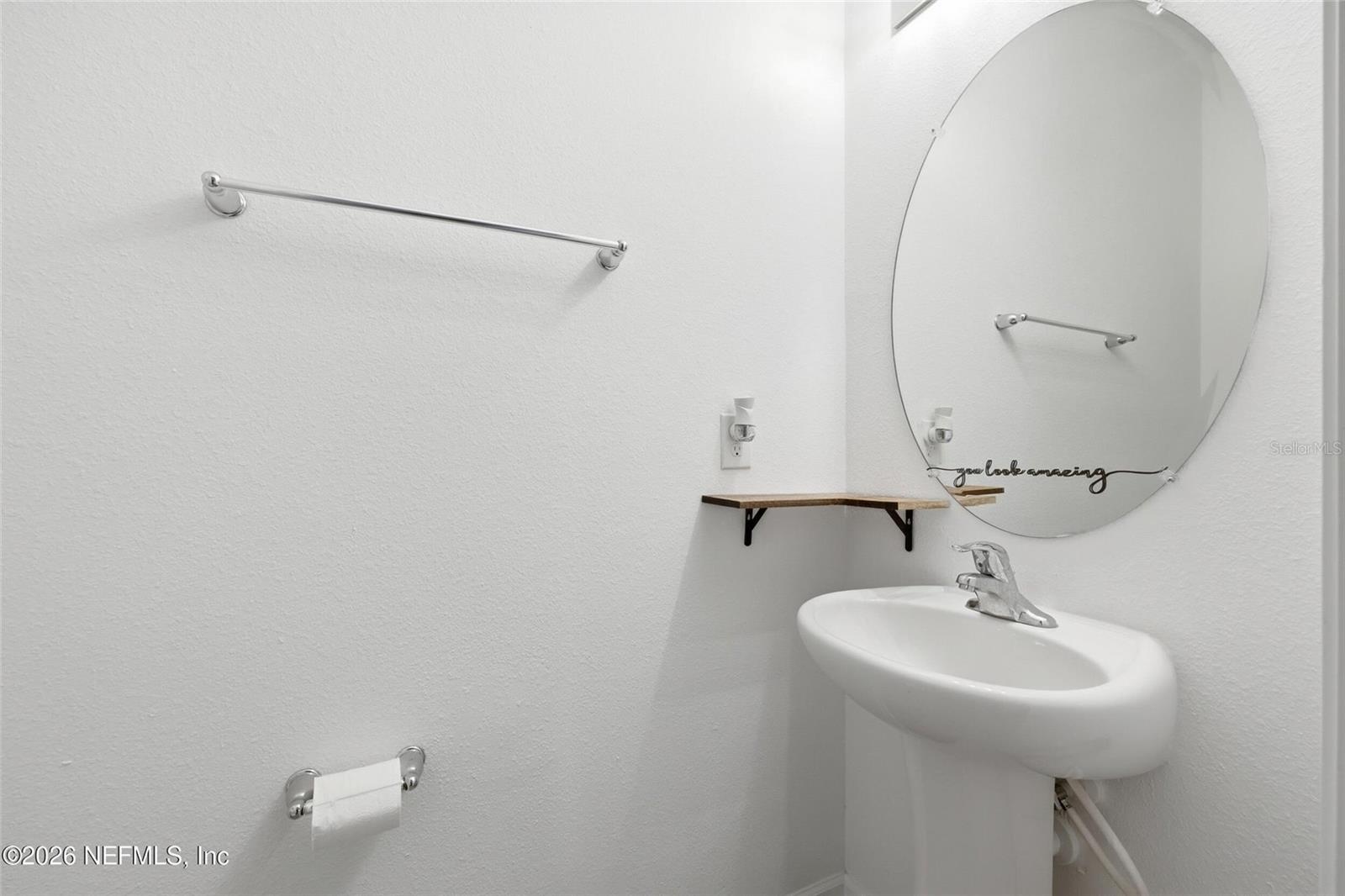 EQUINOX EAST - Residential
