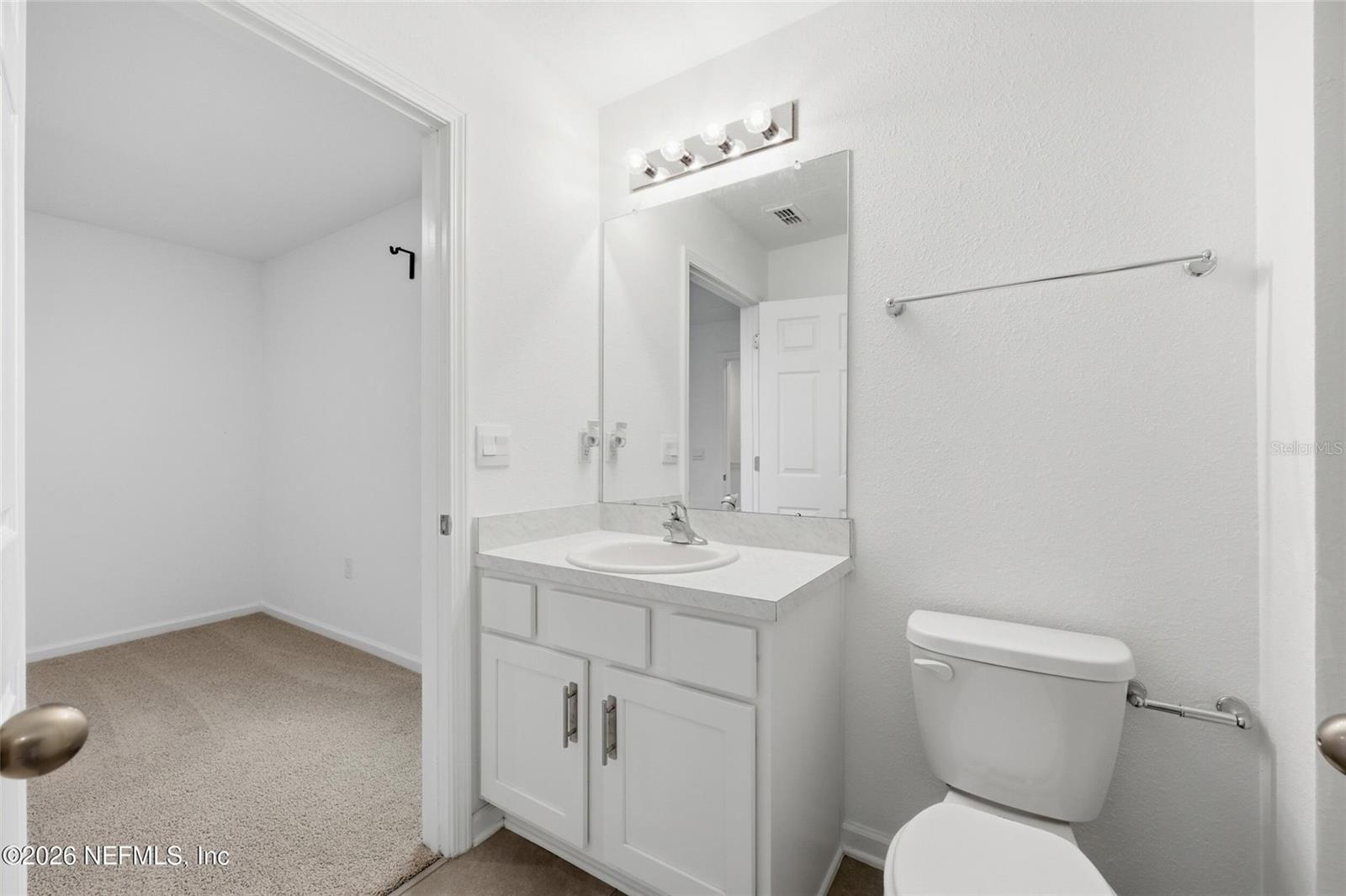 EQUINOX EAST - Residential