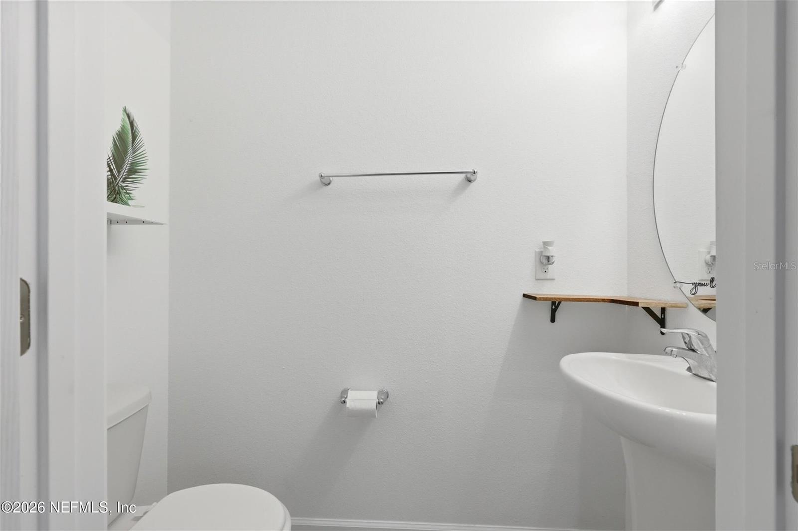 EQUINOX EAST - Residential