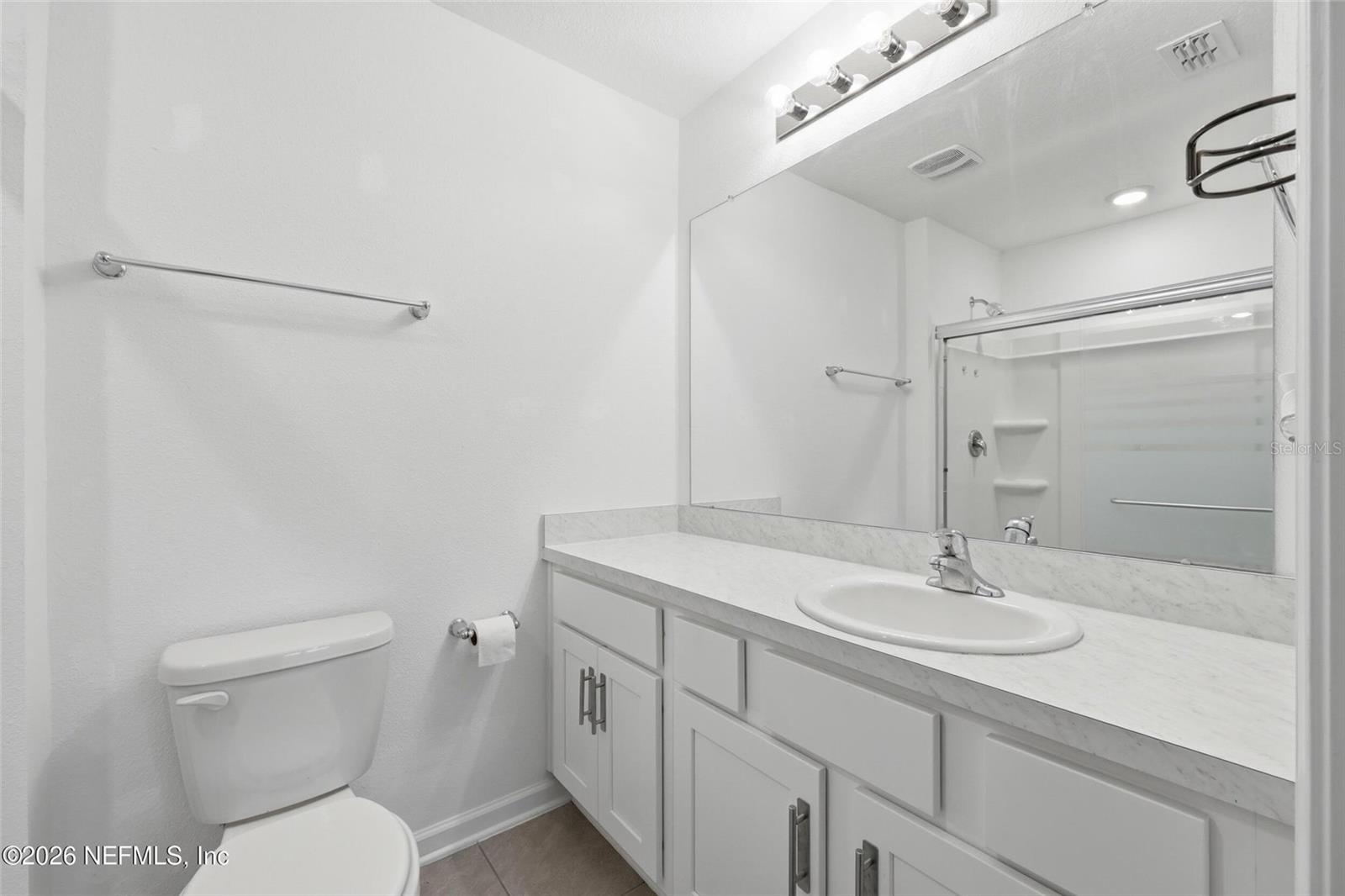 EQUINOX EAST - Residential