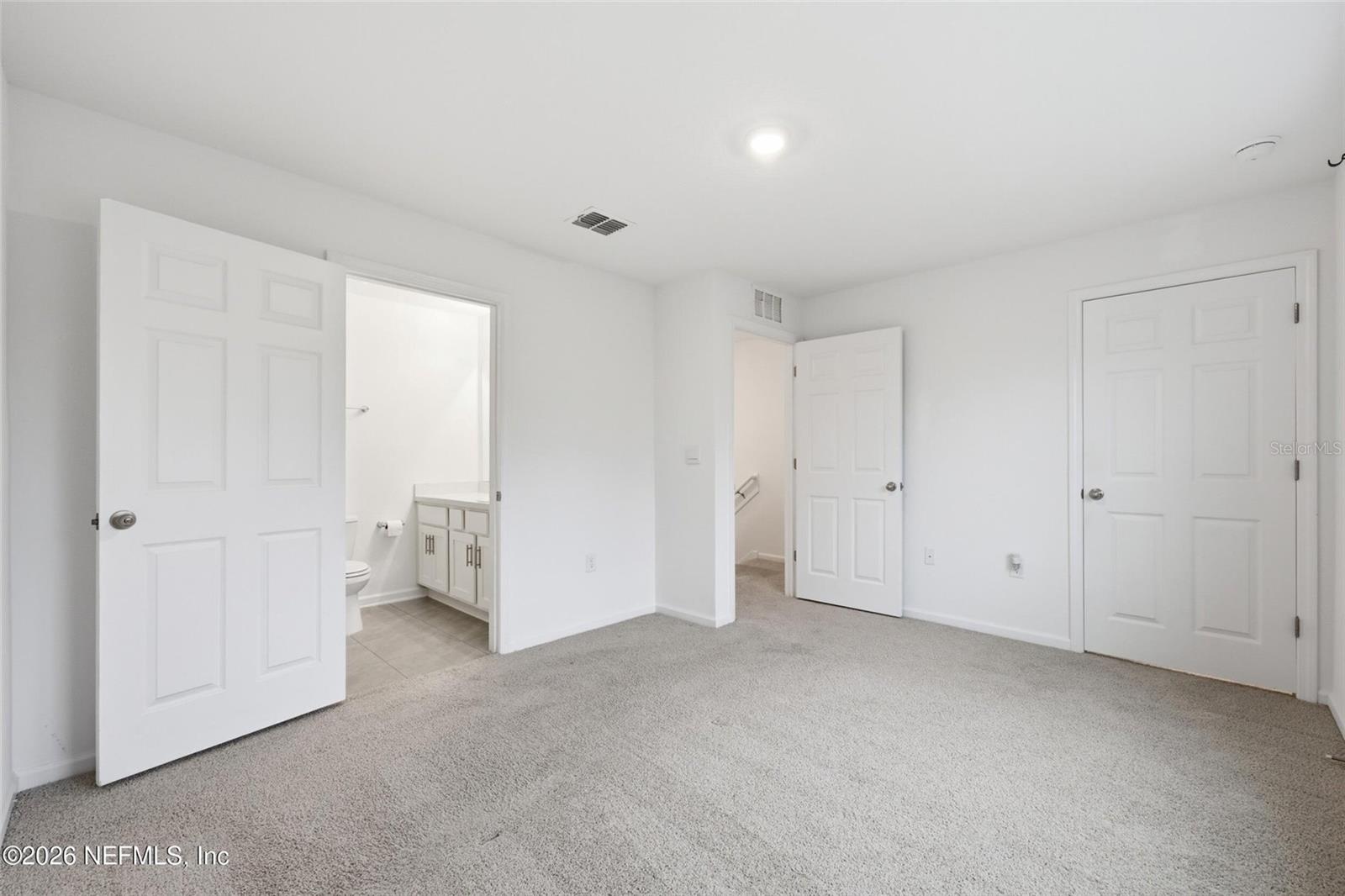 EQUINOX EAST - Residential