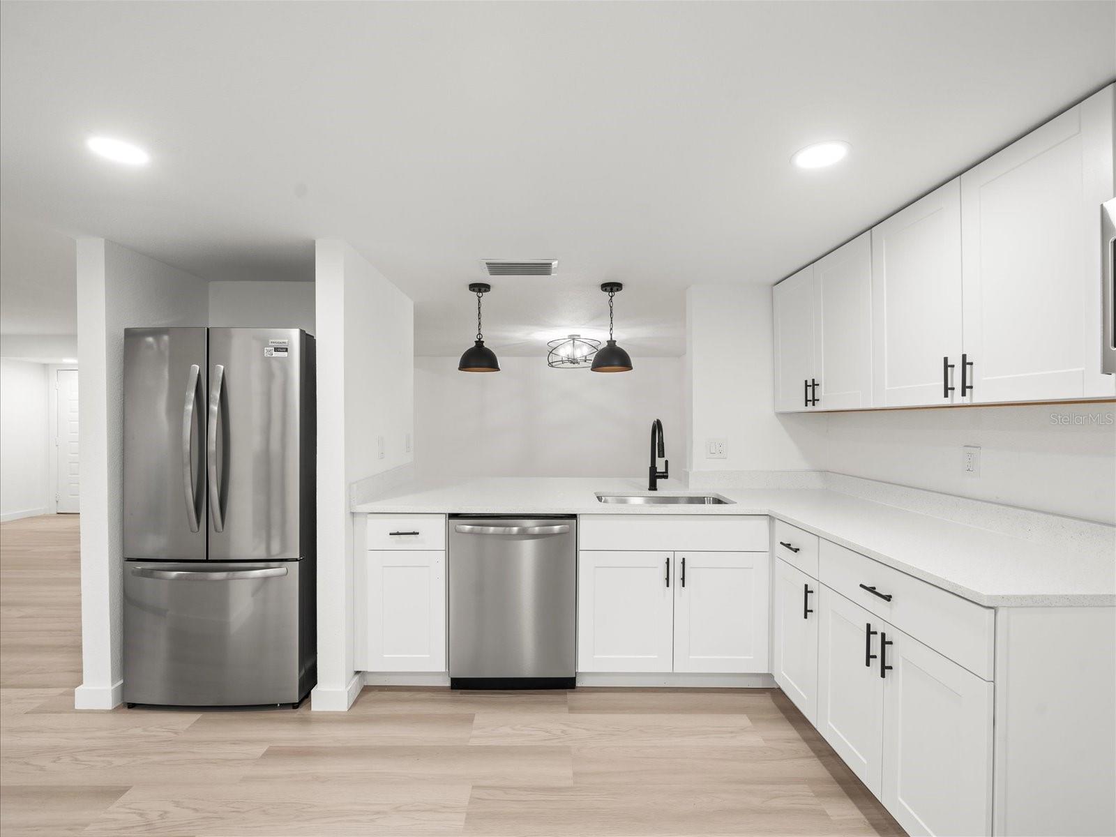 7877 NIAGARA AVENUE 1802