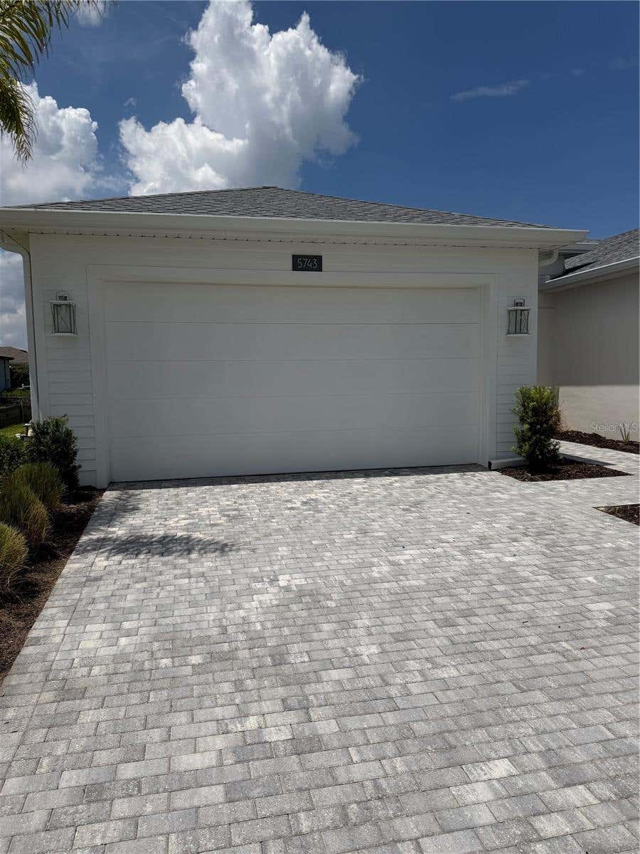 Photo of 5743 Freestone Circle, Apollo Beach, FL 33572 (MLS # J1004268)