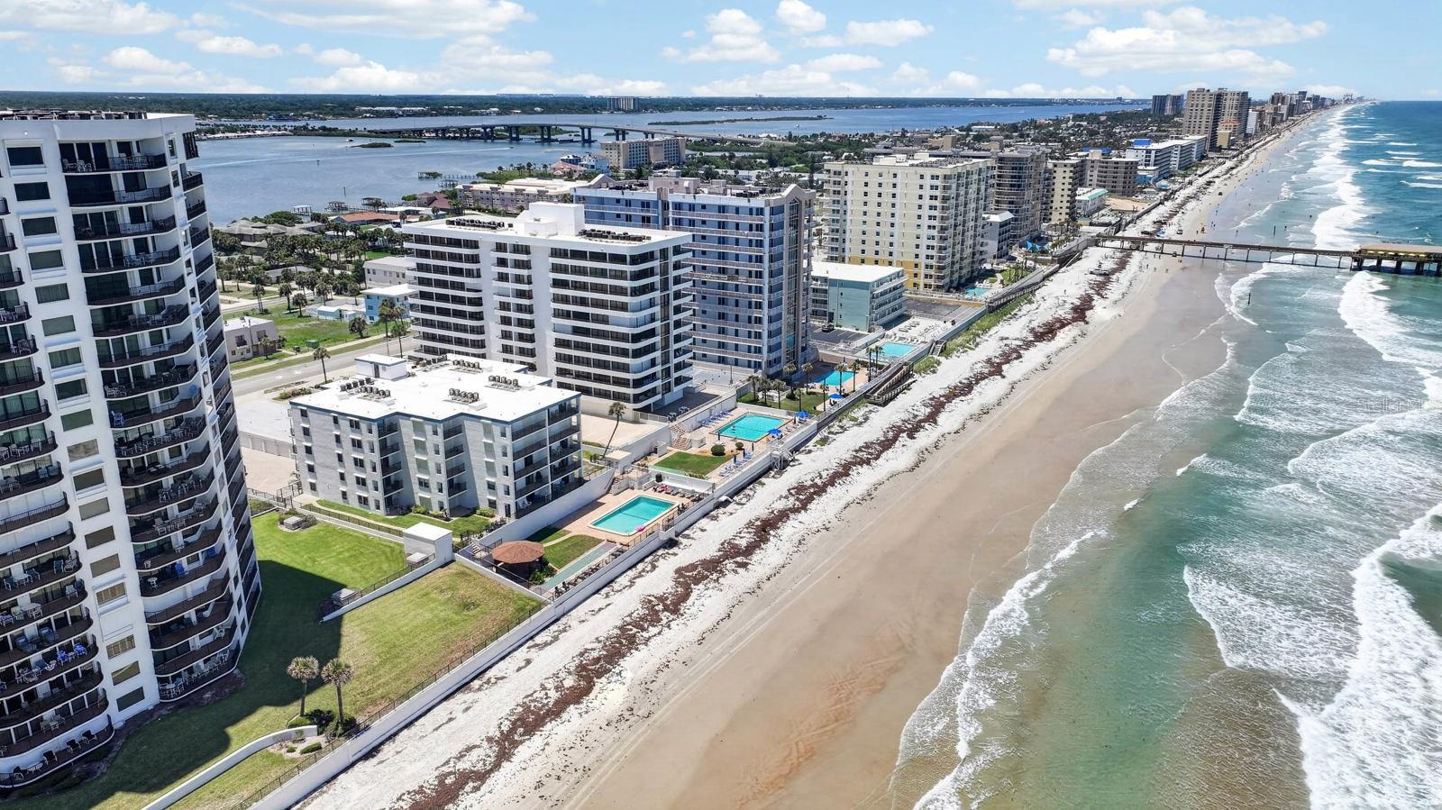 DANBURY BREAKERS CONDO - Residential