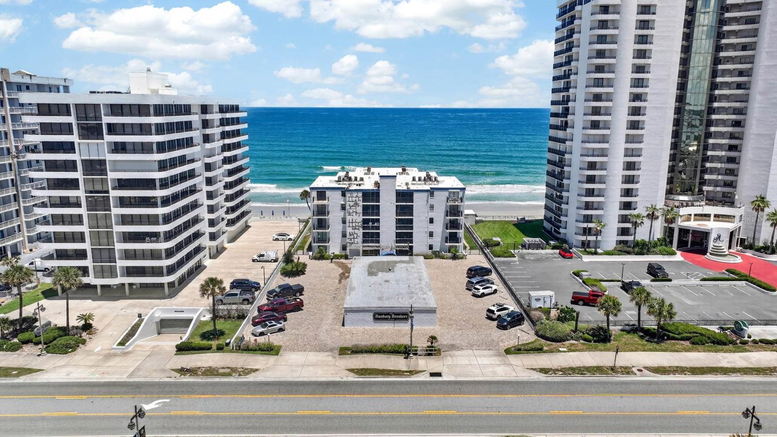 DANBURY BREAKERS CONDO - Residential