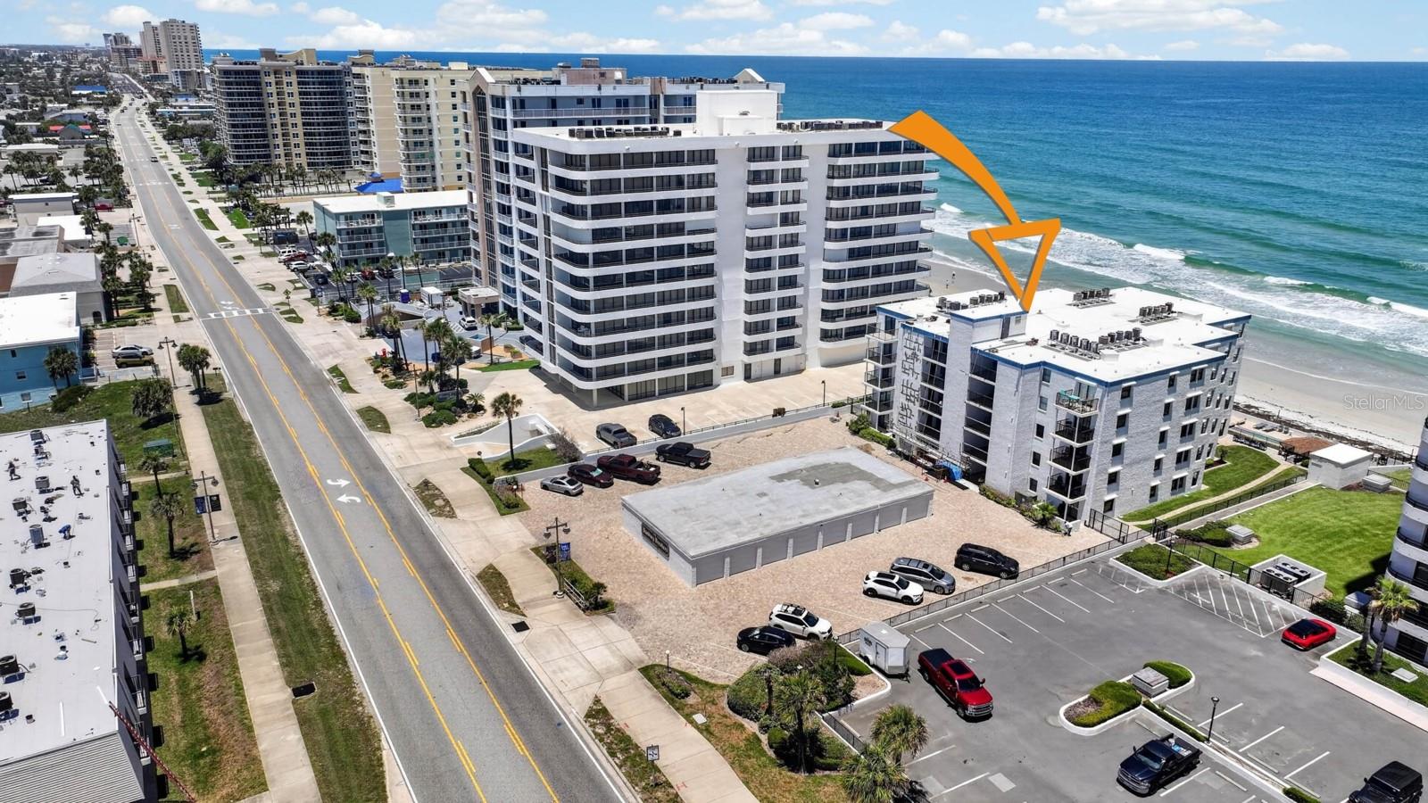 DANBURY BREAKERS CONDO - Residential