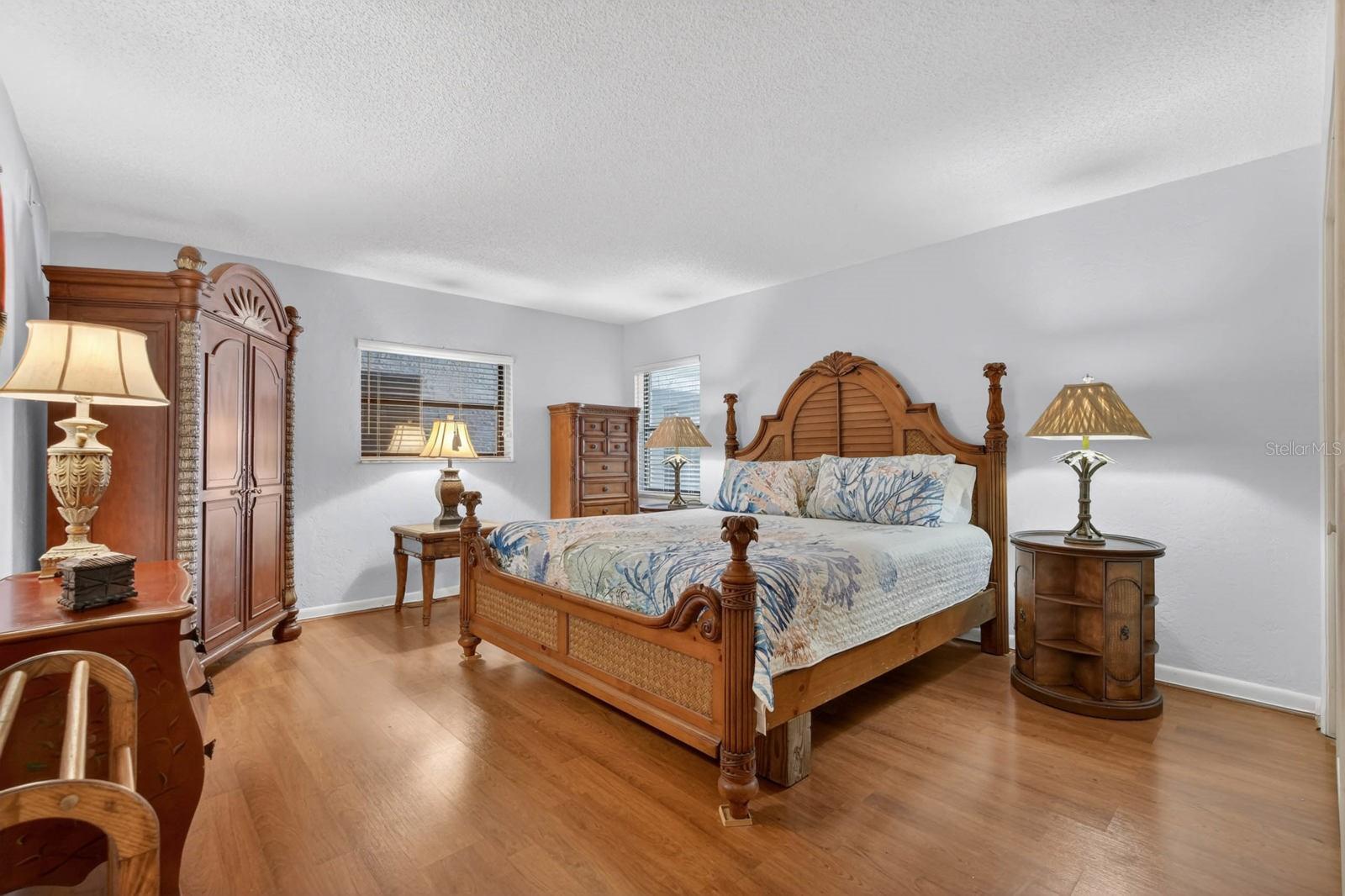 DANBURY BREAKERS CONDO - Residential