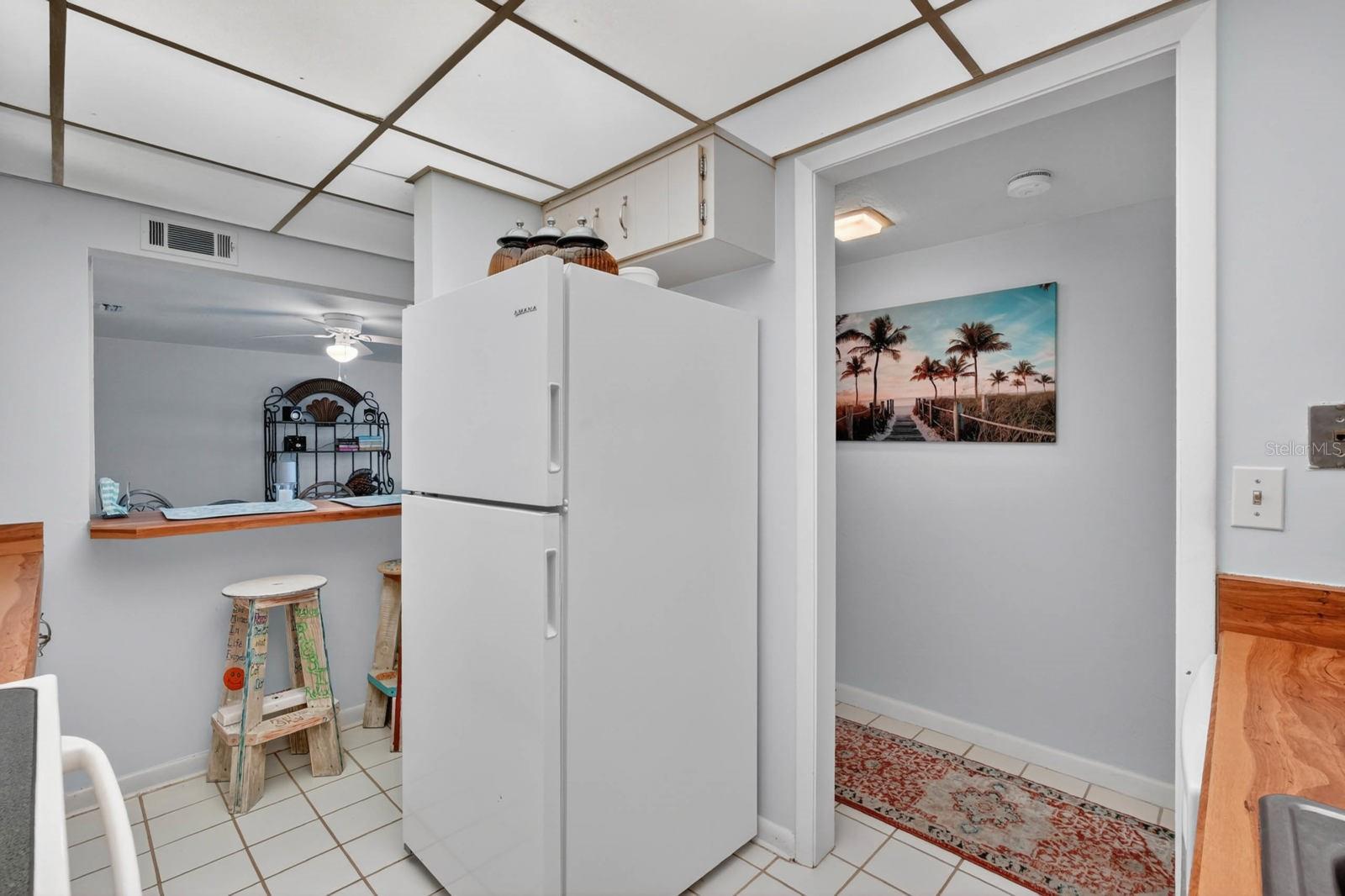 DANBURY BREAKERS CONDO - Residential