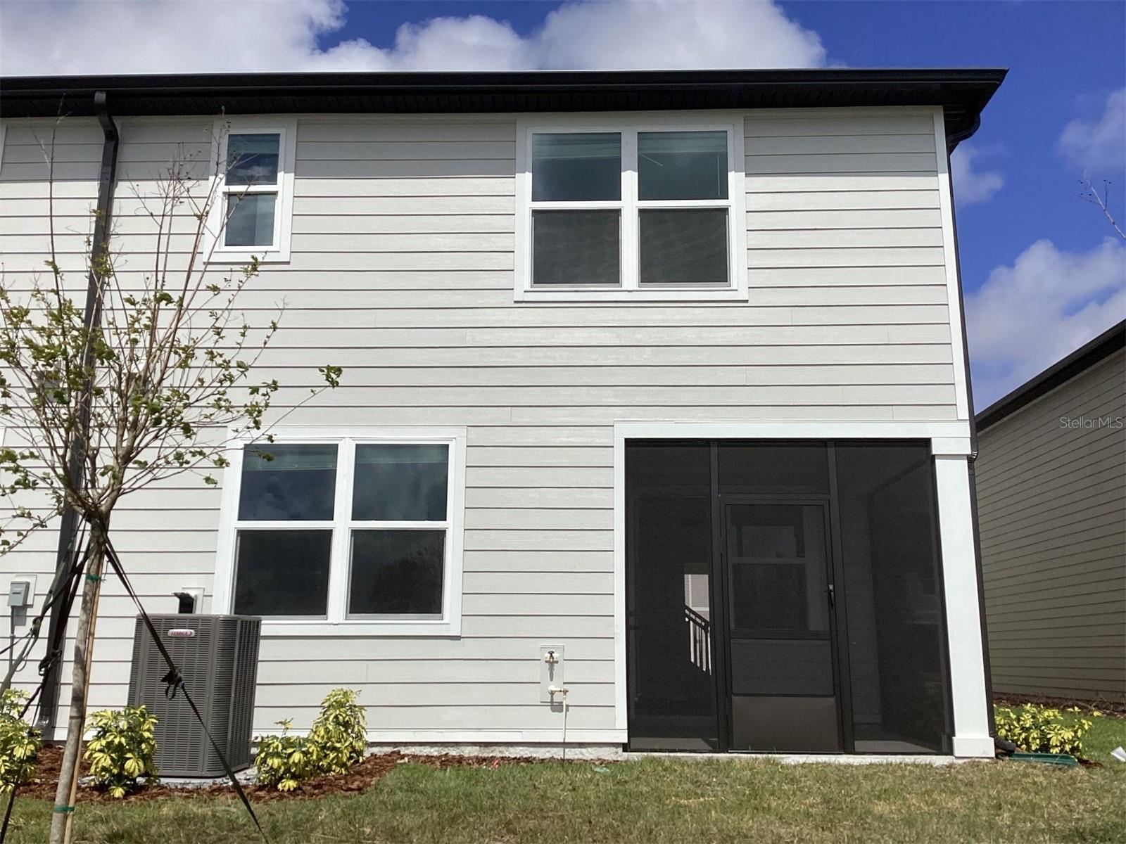 CATAMARAN COVE - PHASE I & II REPLAT - Residential