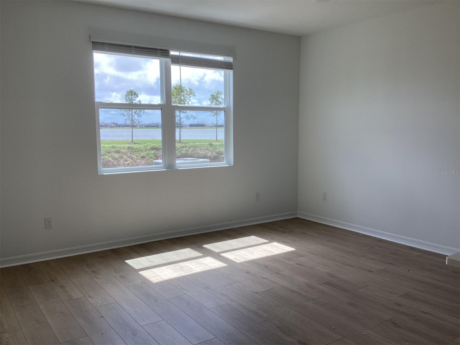 CATAMARAN COVE - PHASE I & II REPLAT - Residential