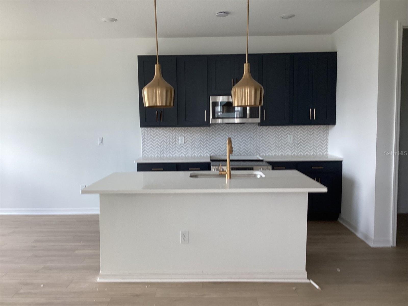 CATAMARAN COVE - PHASE I & II REPLAT - Residential