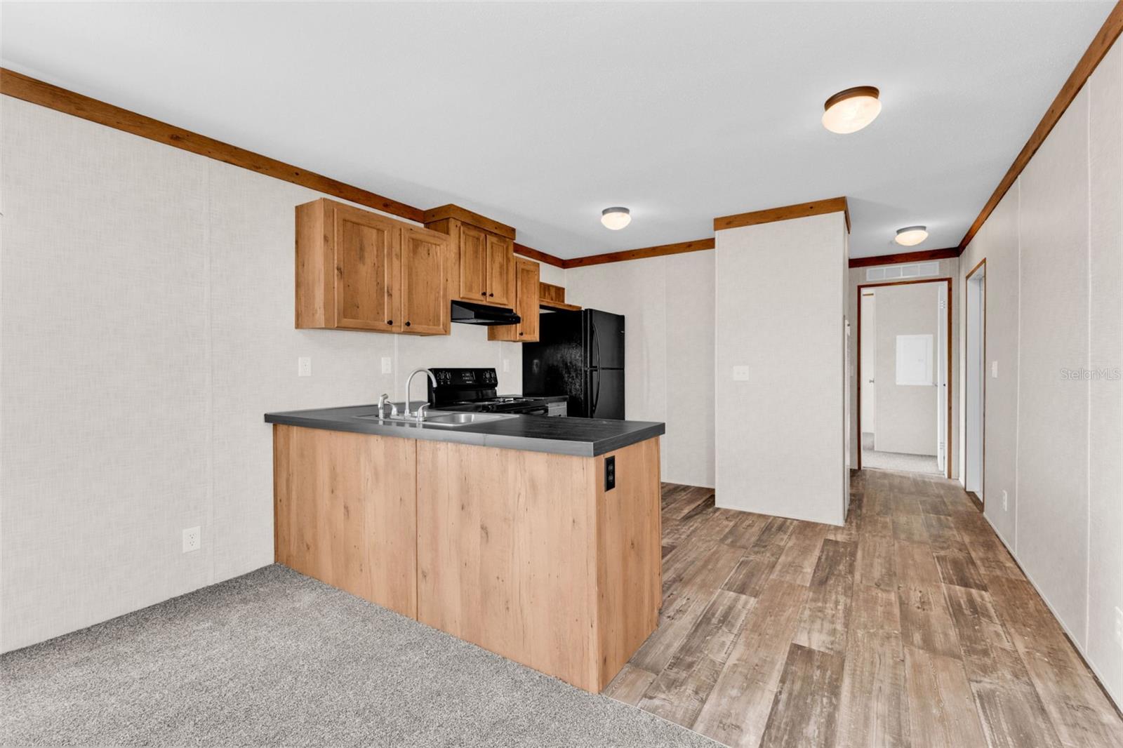 EL JOBEAN WARD 01 - Residential