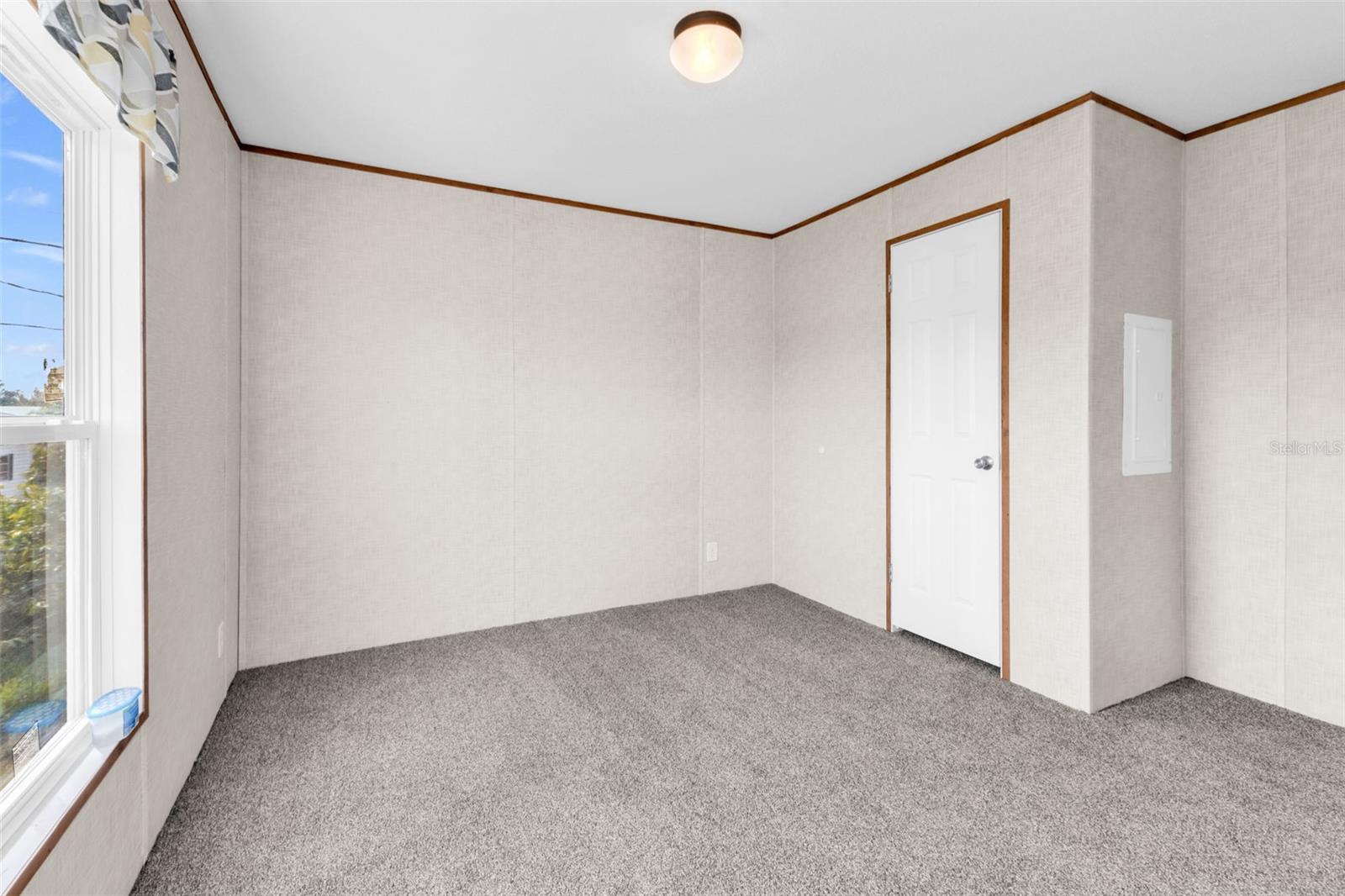 EL JOBEAN WARD 01 - Residential