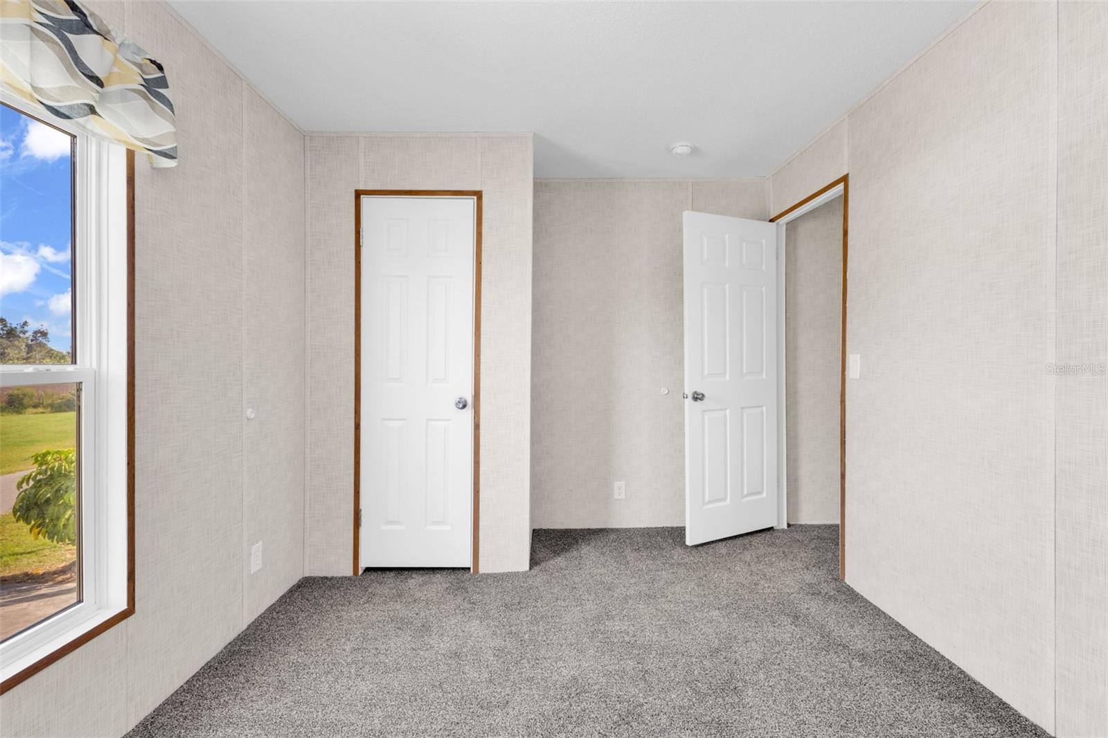 EL JOBEAN WARD 01 - Residential