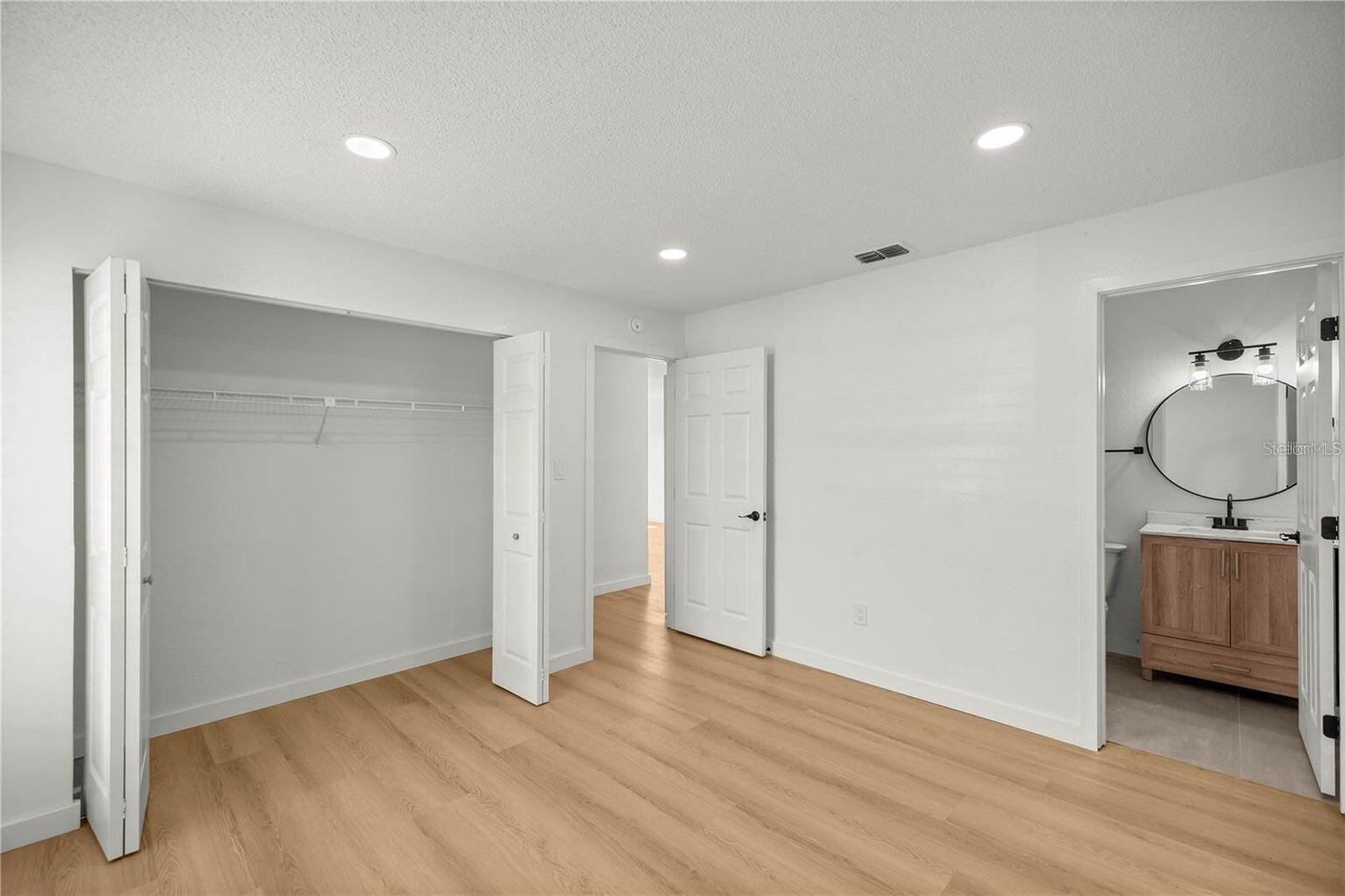 GREENFIELDS UN I - Residential Income