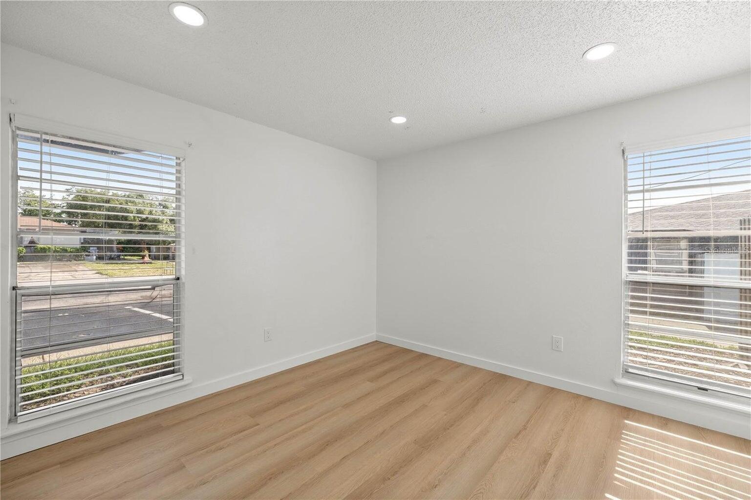 GREENFIELDS UN I - Residential Income