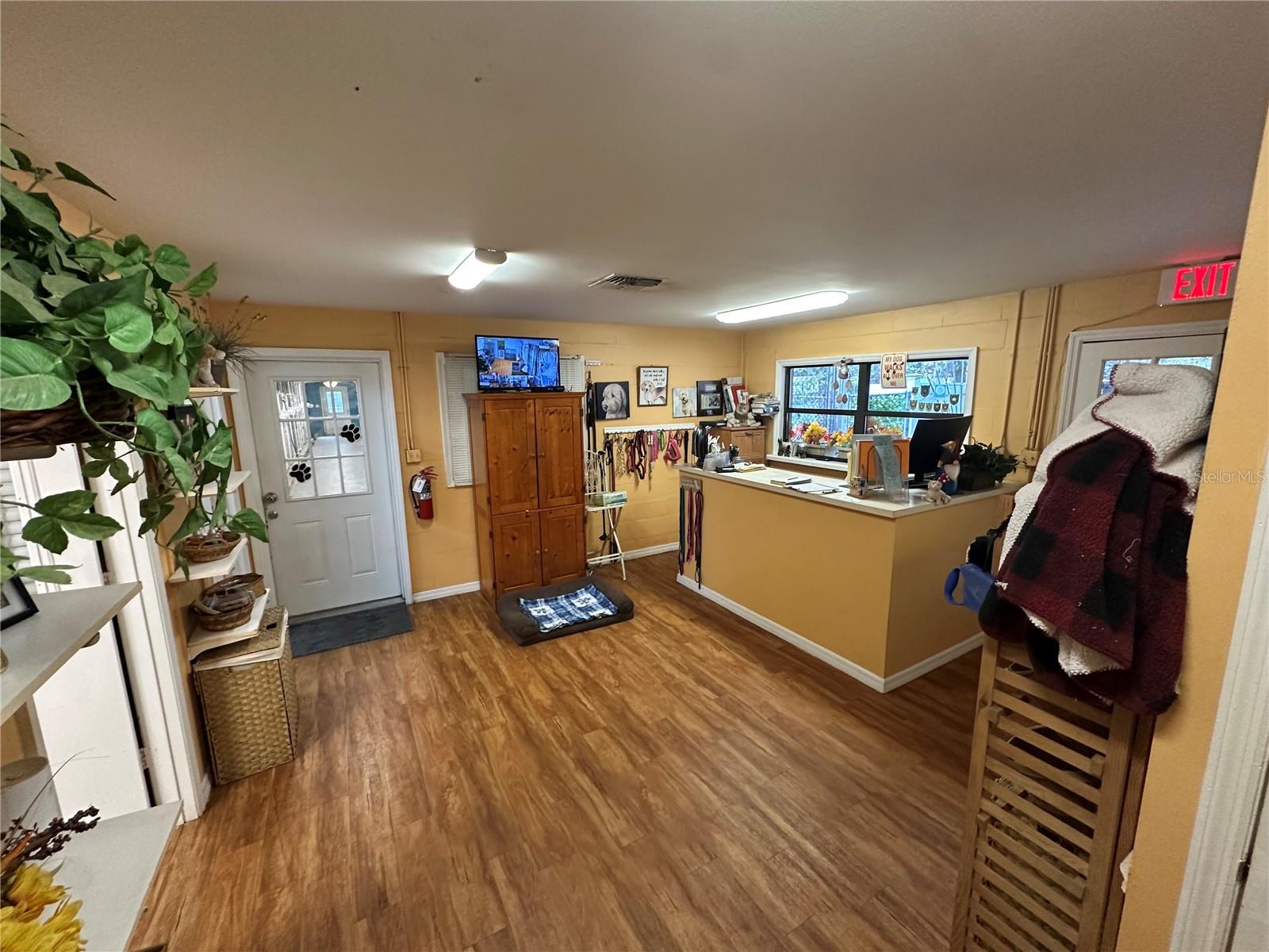 SPRING LAKE AREA - Residential