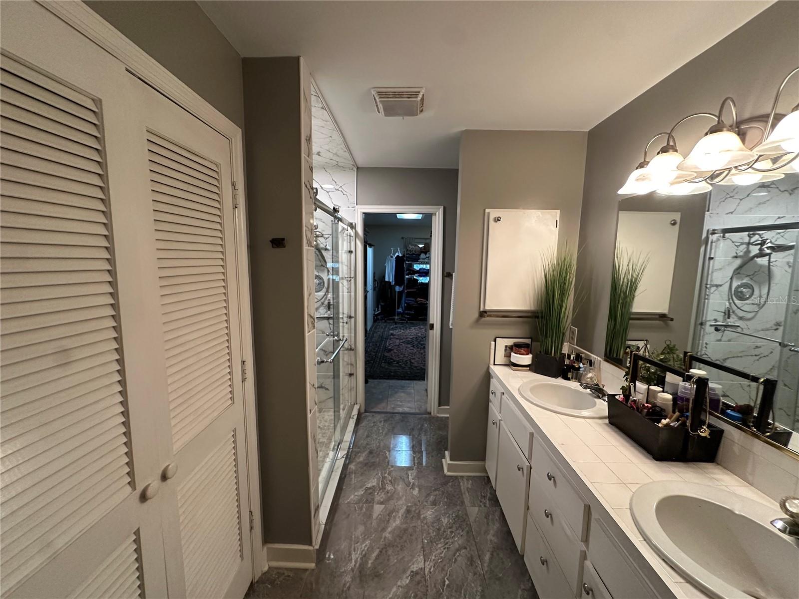 SPRING LAKE AREA - Residential