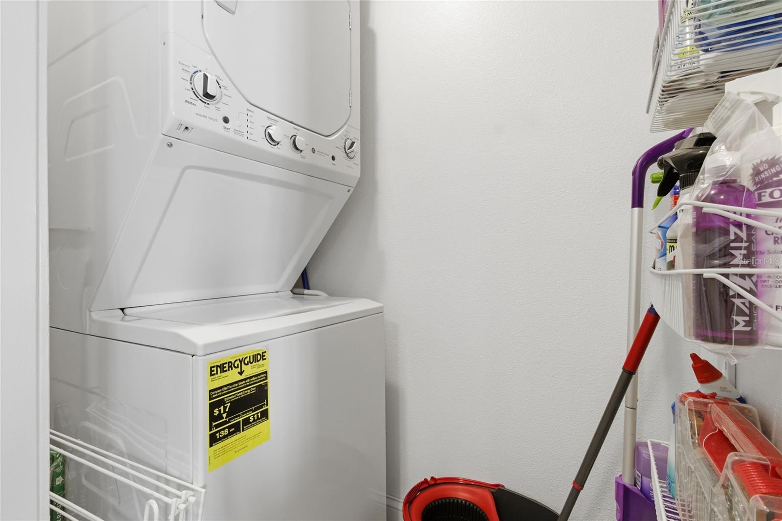 HYDE PARK PLACE II A CONDOMINI - Residential